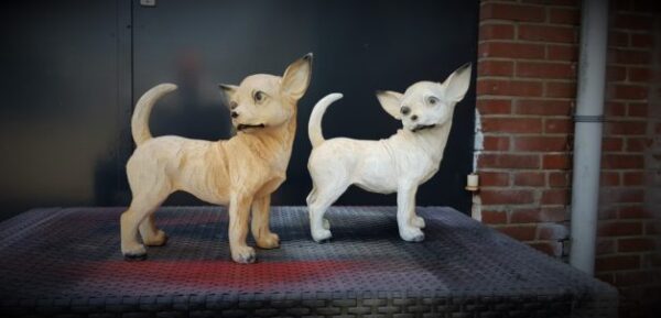 Kunststof beeldje van chihuahua hond