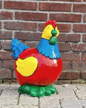 Gekleurd beeldje van een kip kopen. Kipje bestellen