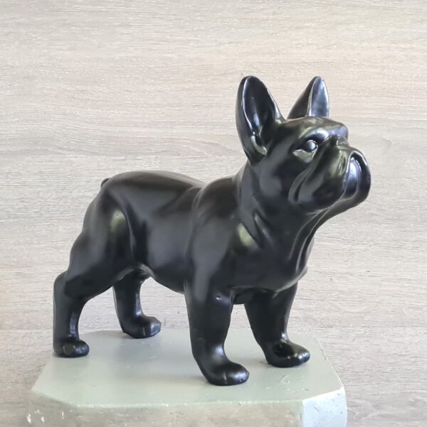 Zwart hondenbeeld bulldog beelden
