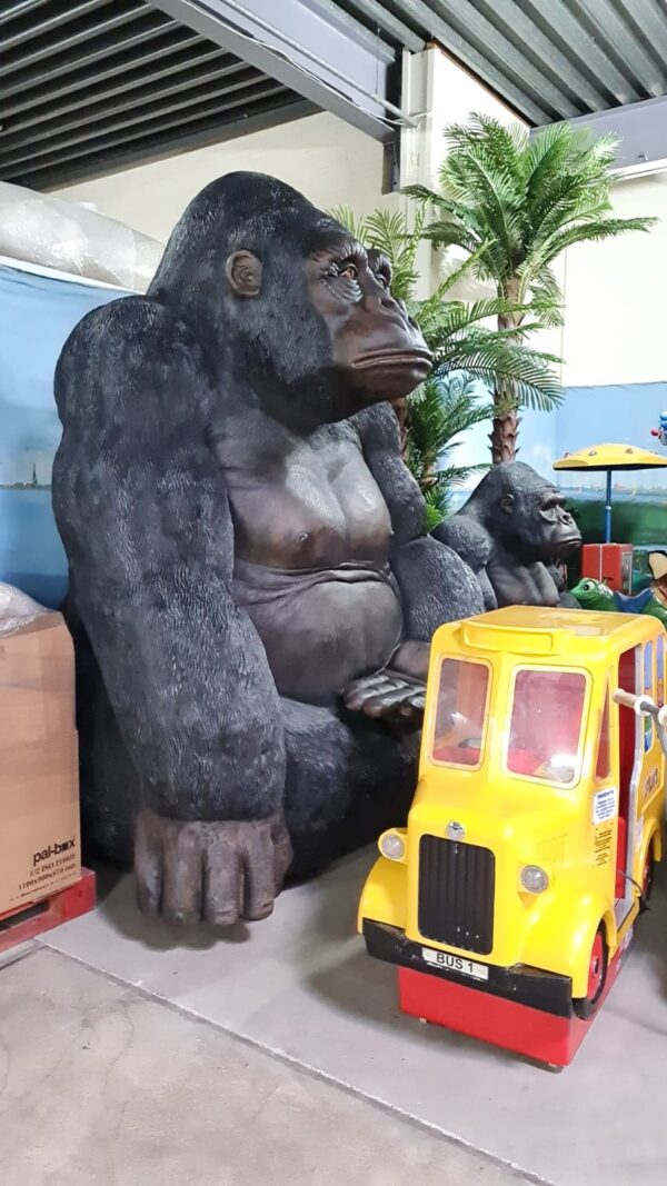Pretparkbeeld van een gorilla