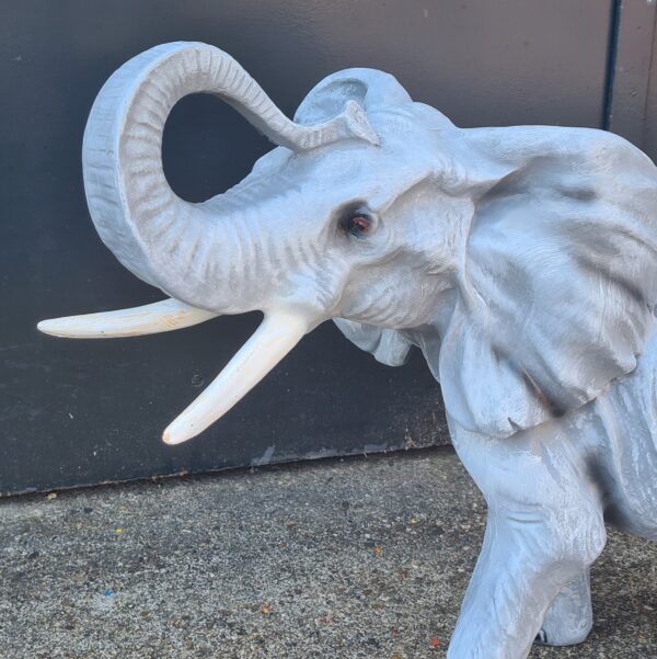 Tuinbeeld olifant