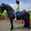 Grote Friese paarden beelden