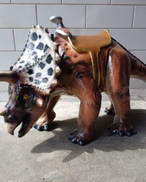 Groot decoratief dinosaurus beeld voor tuin of entree