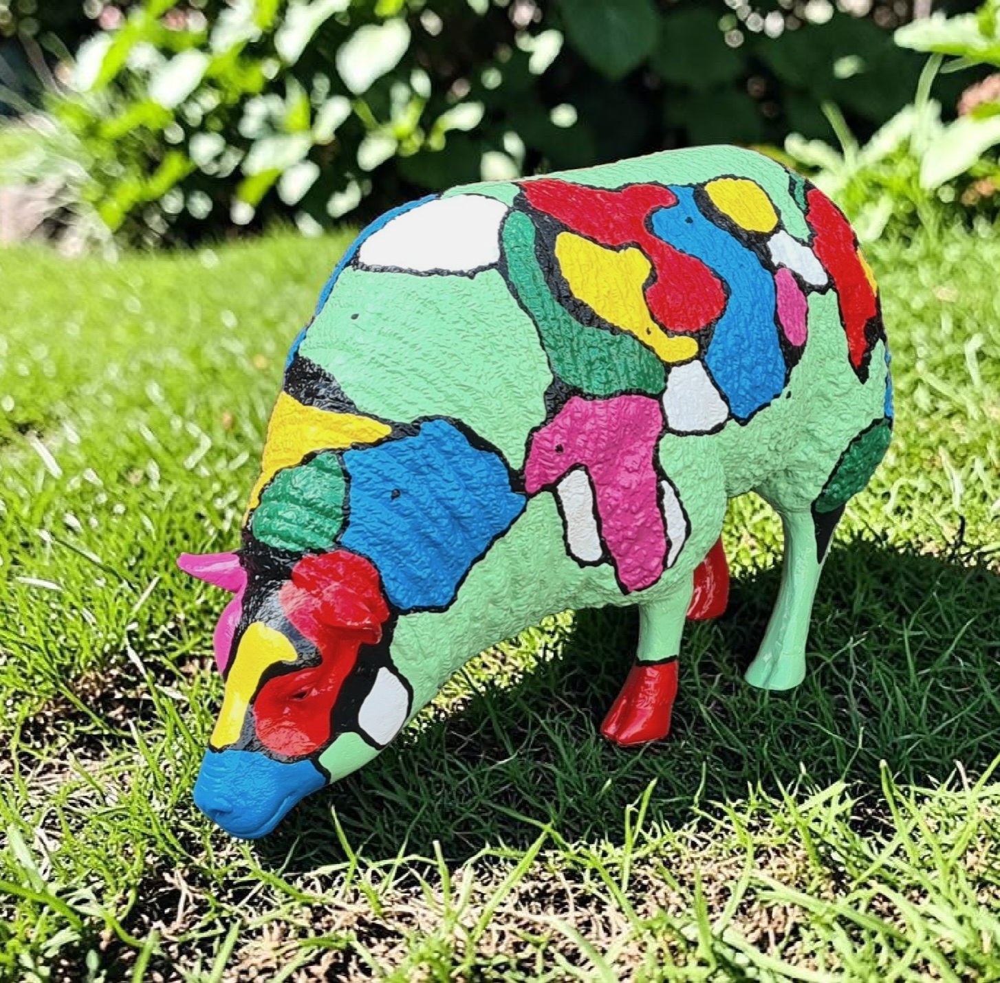 Kunstbeeld svhaap 100 cm. Designobject in vrolijke kleuren