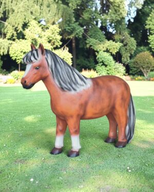 Decoratiebeeld van een bruine shetland pony XL tuinbeeld