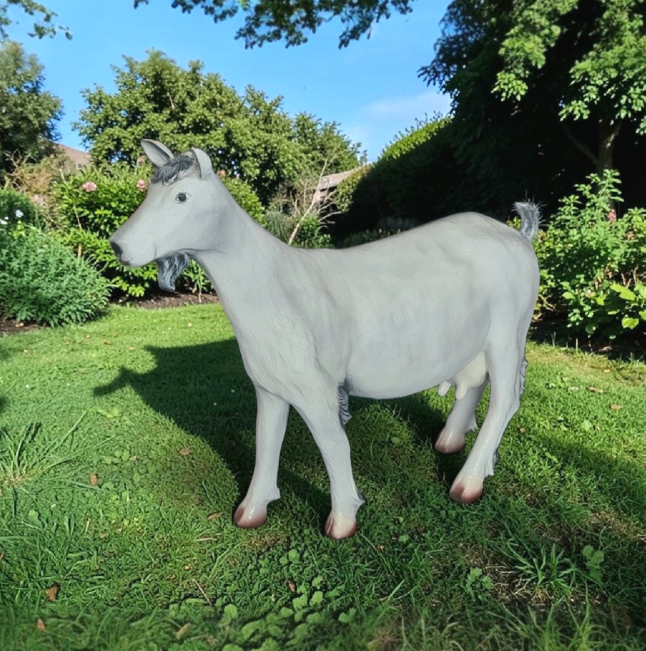 Levensgrote polyester geiten decoratie, tuinbeelden voor buiten in de tuin